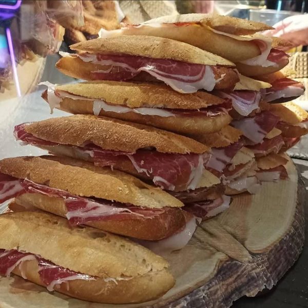 el-porton-de-extremadura-bocadillos-jamon-iberico
